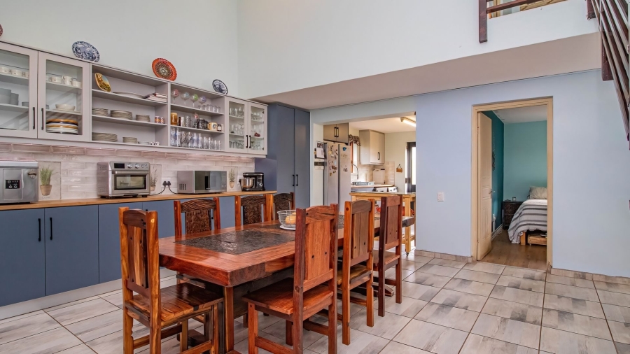 4 Bedroom Property for Sale in Sandbaai Western Cape